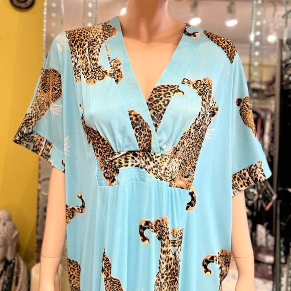 Vintage Animal Print Maxi Dress Kimono Inspired short sleeves size fits all - Picture 4 of 16